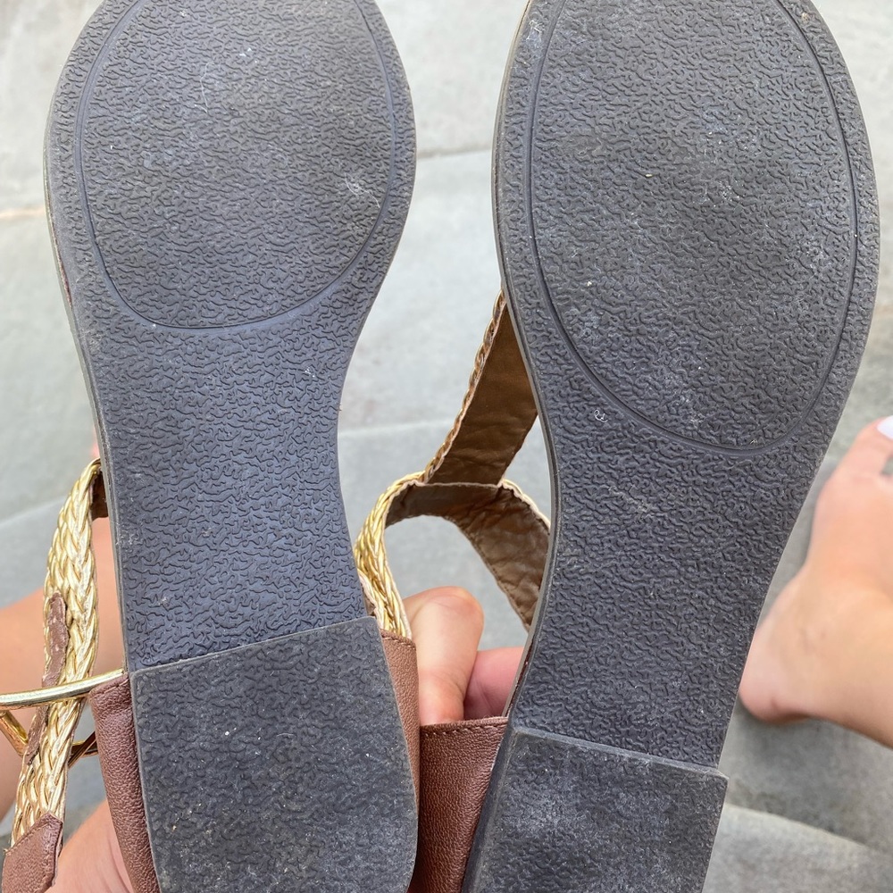Sandals - Picture 2 of 3